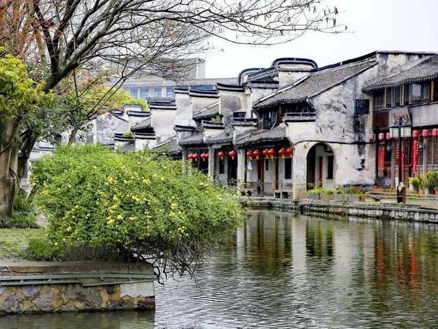 惠普森医药盘中异动 急速拉升5.25%报0.096美元